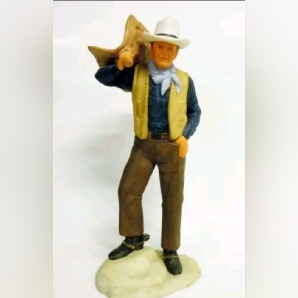 1985 Avon Images Of Hollywood Porcelain Figurine - Dark Command - John Wayne